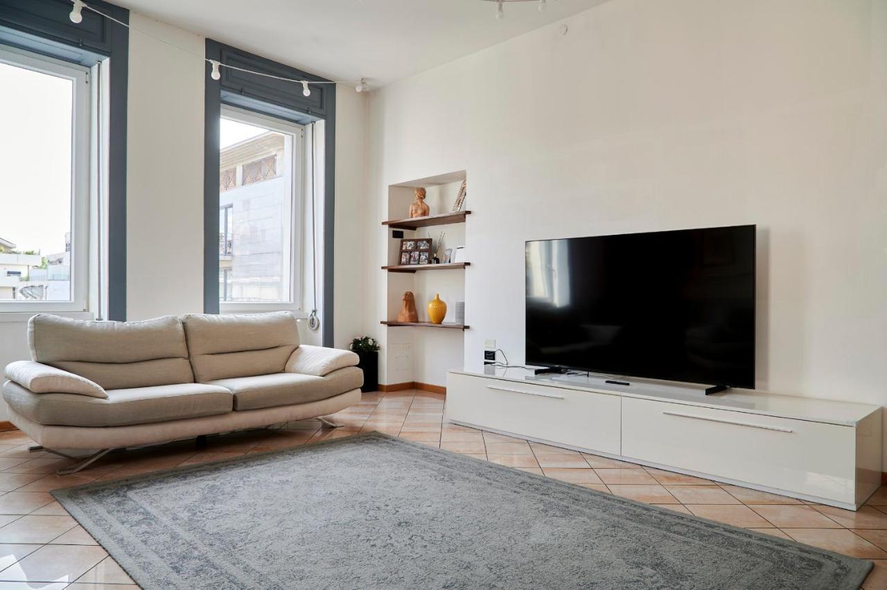 Anna Homestay Bergamo Exterior foto